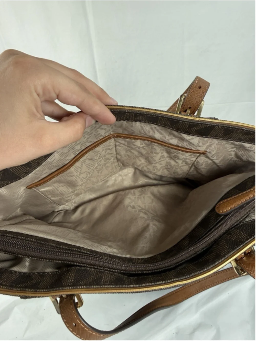 Michael Kors Jet Set East West Medium Tote Brown Signature Logo